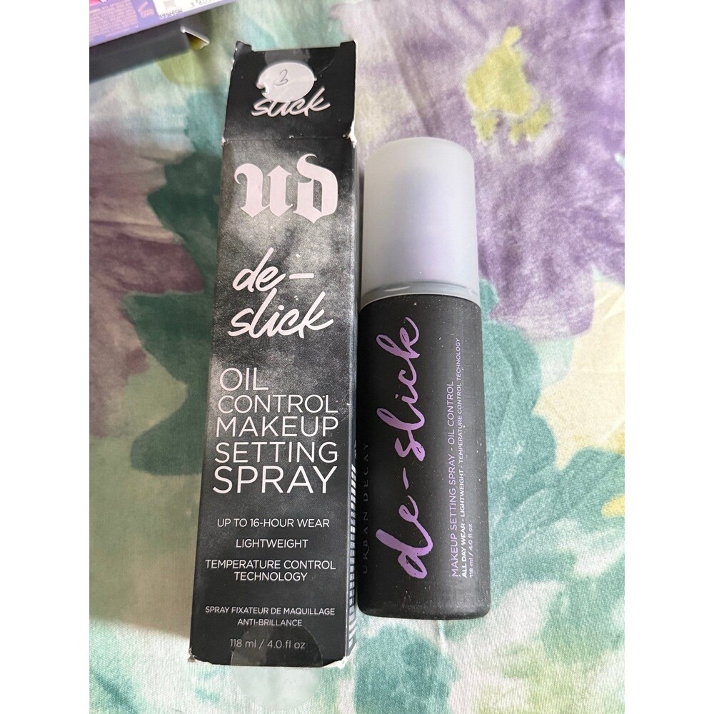 Urban Decay De-Slick Oil control Makeup Setting Spray/Full size/ NIB